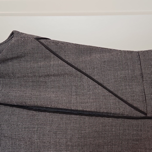 H&M Dress Size 8 - Picture 4 of 10